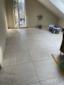 Fliesenverlegung Dachgeschoss Oertel