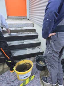 Arbeit draußen im Team Oertel